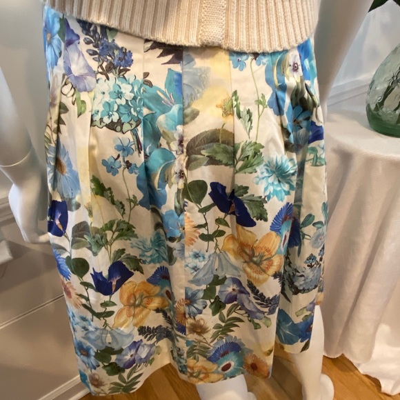 Talbots Floral Print Skirt - Picture 2 of 10